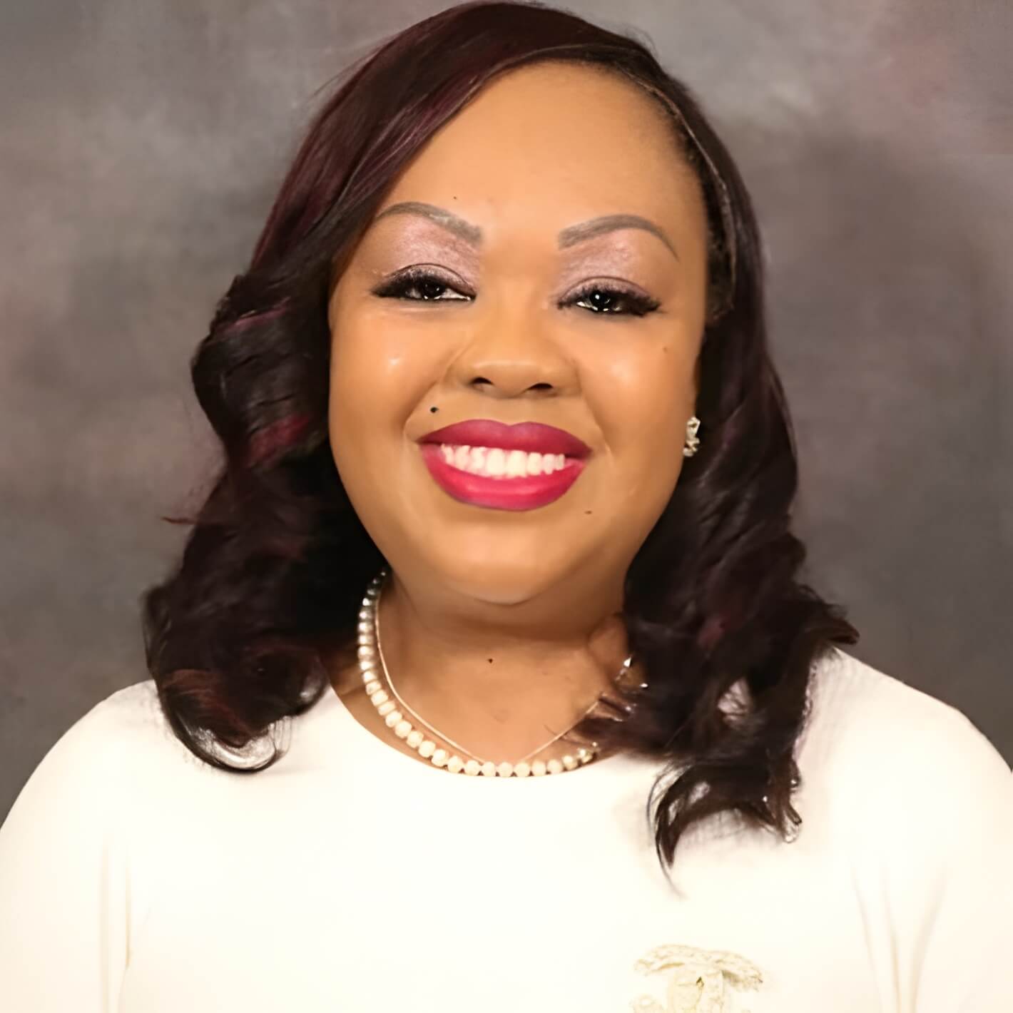 Honorable-Yonelle-Moore-Lee_Bio-Headshot-IBWPPI